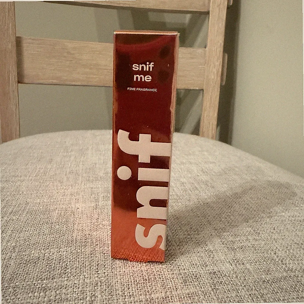 Snif Me Eau De Toilette Perfume Spray Travel Size 0.3 oz/10 ml